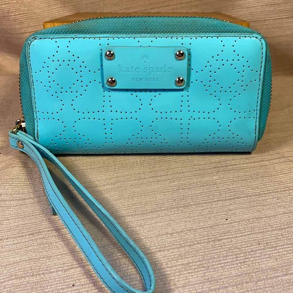 Kate Spade ♠️ gorgeous wallet w/leash in EUC